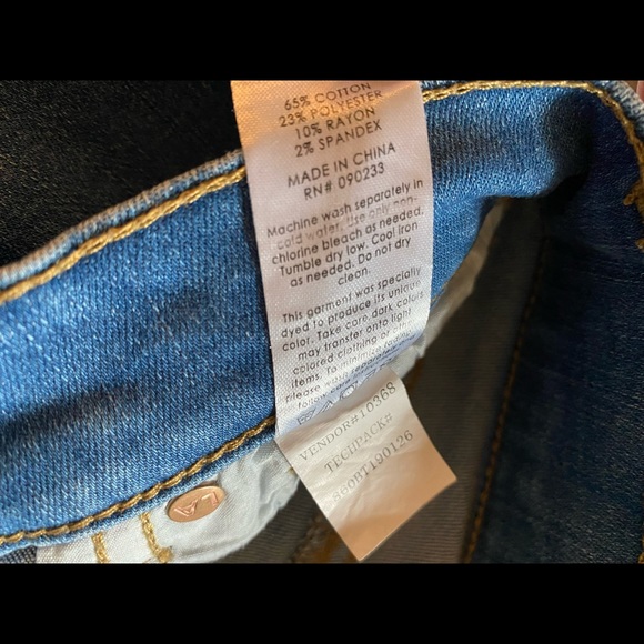PacSun Distressed Super High Rise Jeggings - Picture 4 of 5